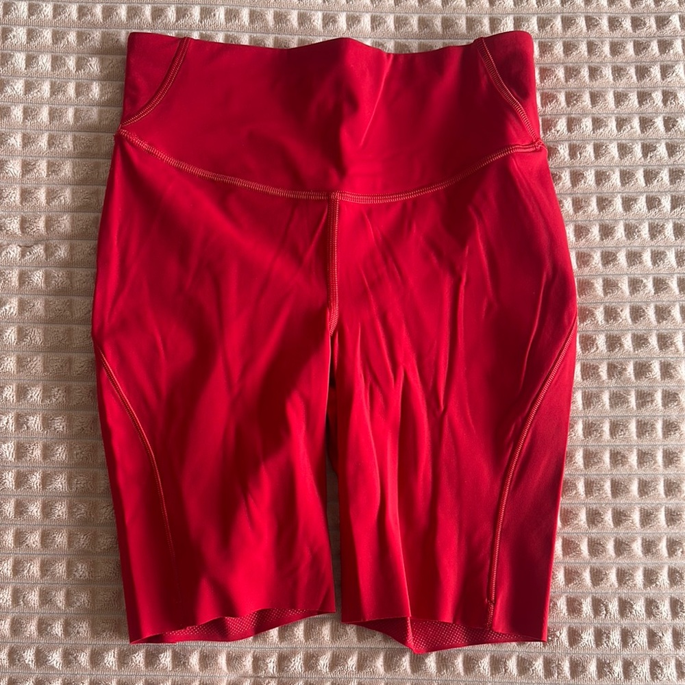 Lululemon Base Pace High-Rise short 8”